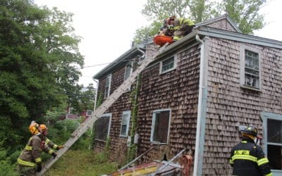 Plympton: Fire Department Conducts RIT Training at Farmhouse