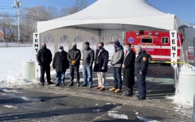 Kearney Praises Local Collaboration At Marshfield Vaccination Site