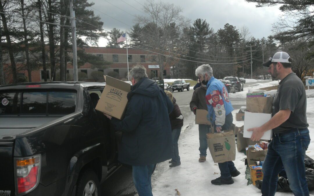 Scenes From The Veterans Food Drive Thru