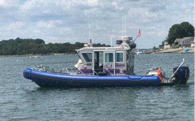 Truck Drives Into Waters Off Hull