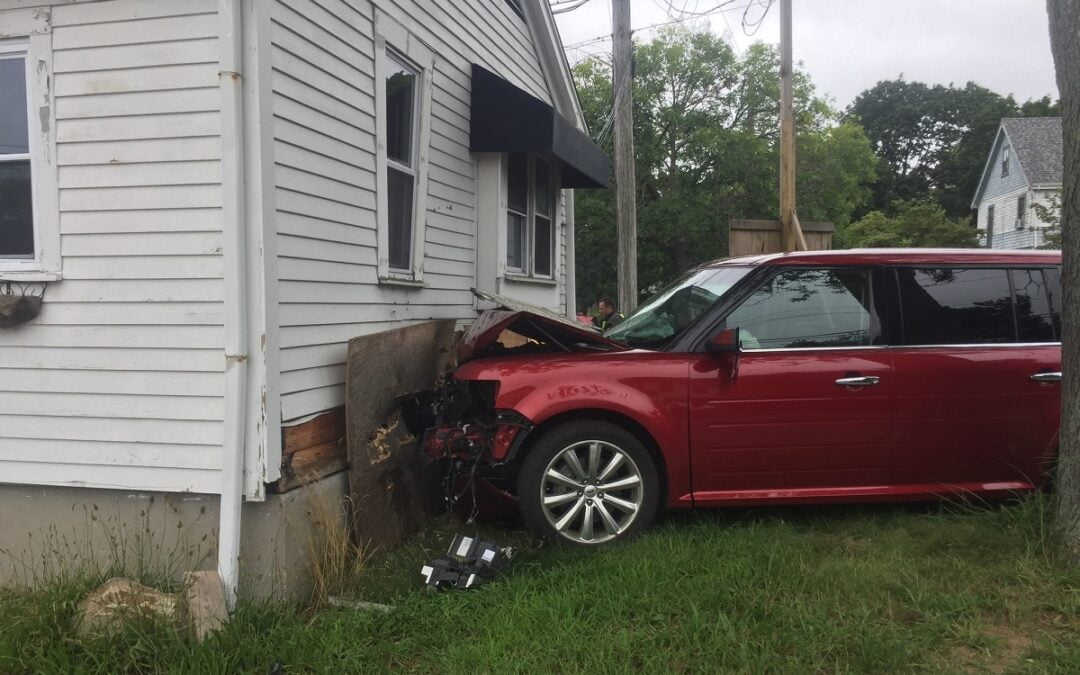 Car Crashes Into Hingham Building