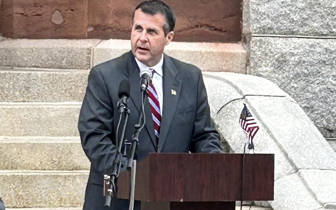 Sullivan Discusses Death Of College President, Earthquake