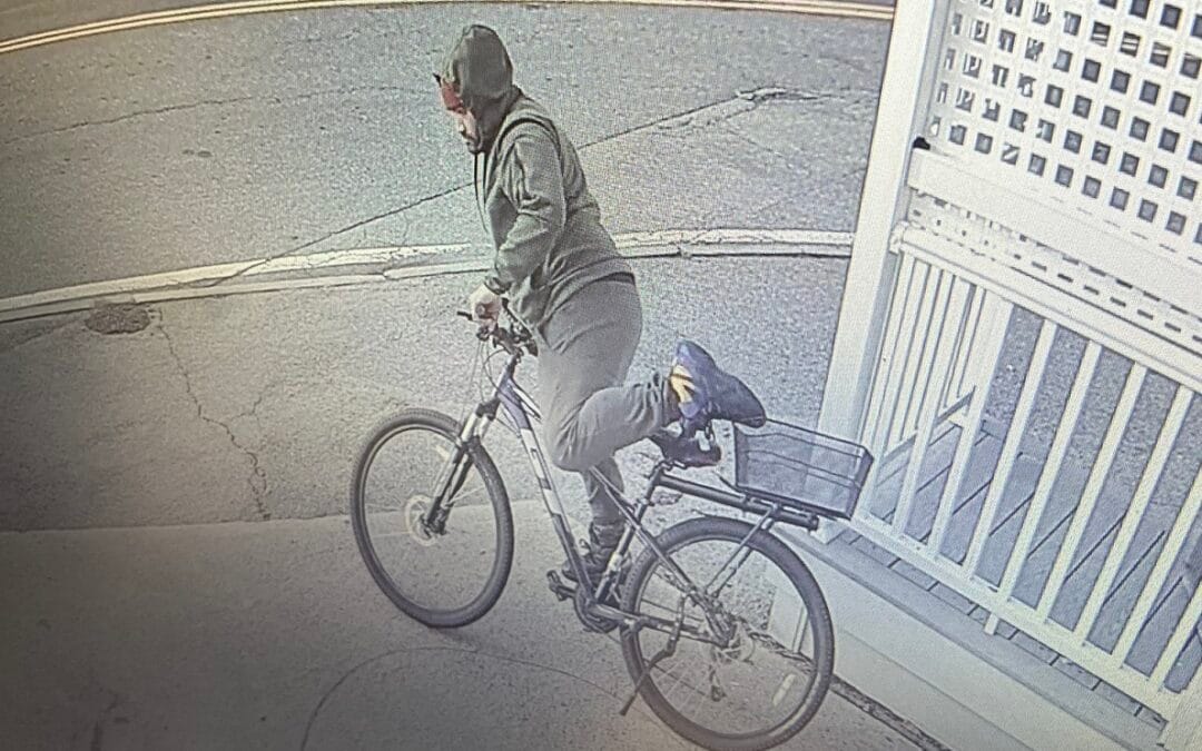 Hull Police Investigate Bike Theft