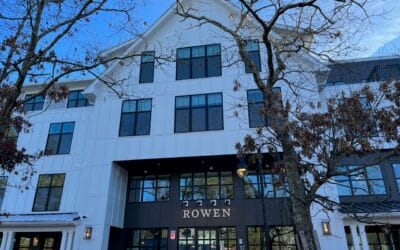 Plymouth Pinehills Welcomes Residents To Rowen – The Village Green Apartment Complex