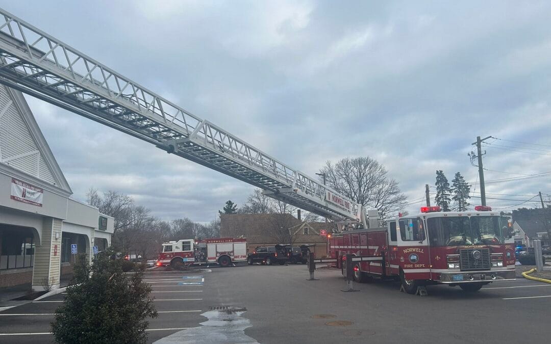 Crews Respond To Fire At Norwell Strip Mall