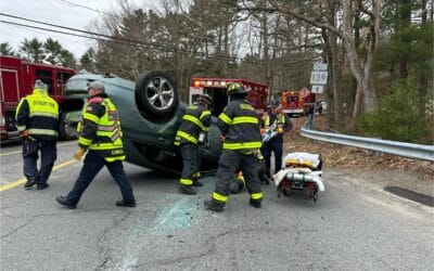 Crews Respond To Rollover Crash In Duxbury