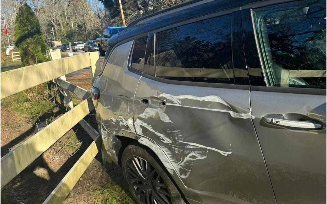 Norwell Police Investigating Crash On Main St.