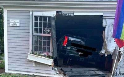 Car Crashes Into Norwell Home