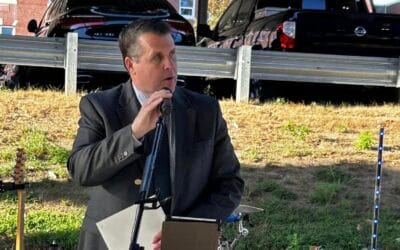 Brockton Mayor Discusses TB, Digital Imaging, Poetry