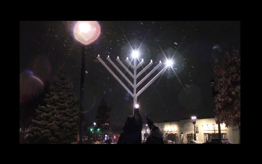Milton Kicks Off Hanukkah With Menorah Lighting