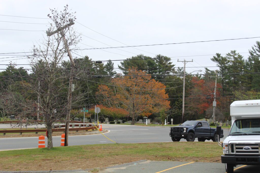 plympton-electric-pole.jpg - WATD 95.9 FM